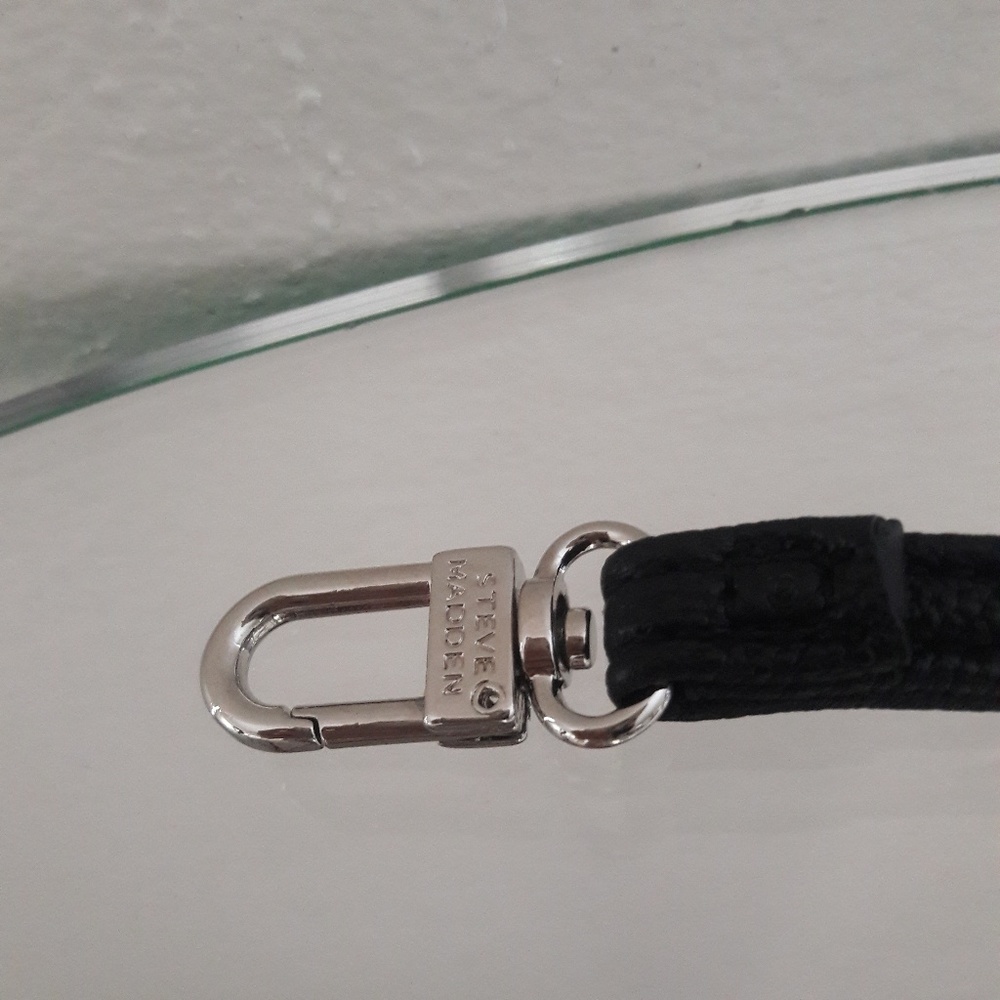 NWT STEVE MADDEN WALLET WRISTLET ZIP AROUND CASE - Picture 4 of 6